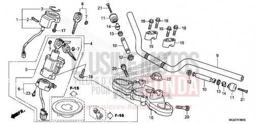TUYAU DE GUIDON/PONT SUPERIEUR CB600FAD de 2013